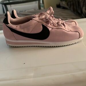 Nike Cortez